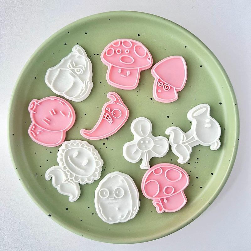 New Cute Hot Selling Plants Vs - Baking In Kitchen ulasan dan harga